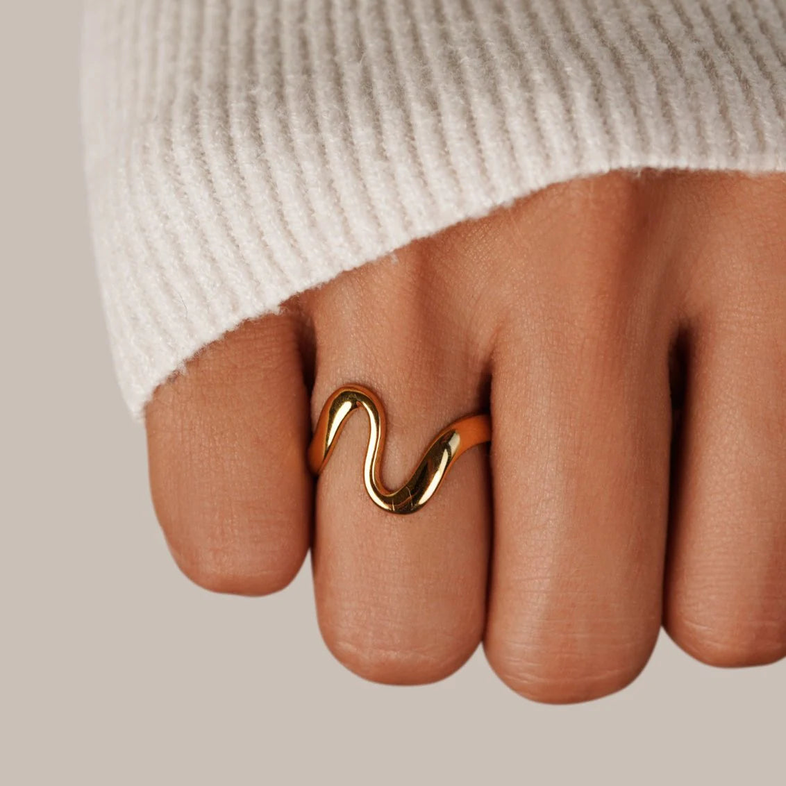 Gold Wave Ring - 18K Gold / Adjustable (Fits US7-9)