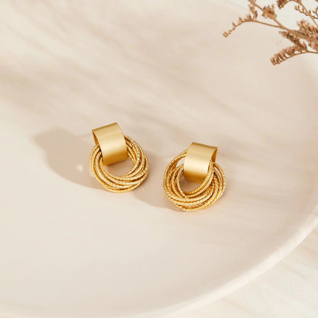 Luxury Gold Hoop Earrings - Gold