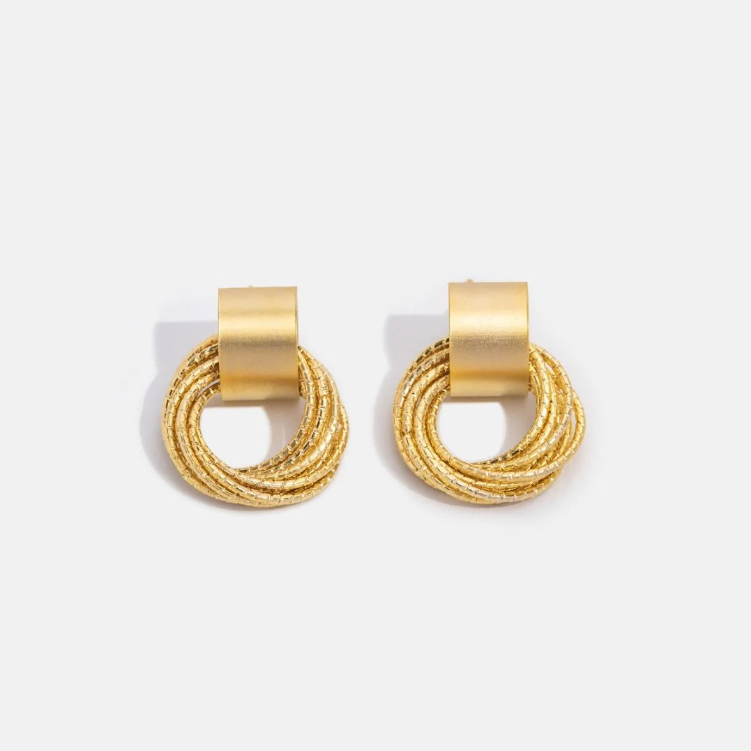 Luxury Gold Hoop Earrings - Gold