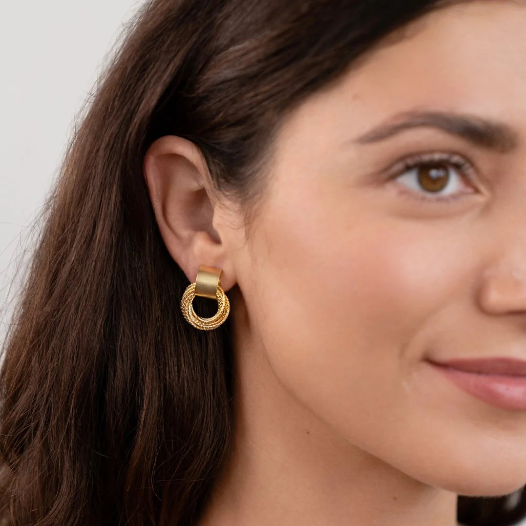 Luxury Gold Hoop Earrings - Gold